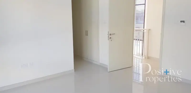 th-m1-brand-new-big-room-living-area.webp