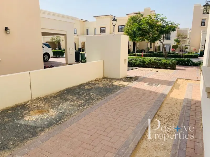type-2e-private-garden-well-maintained.webp