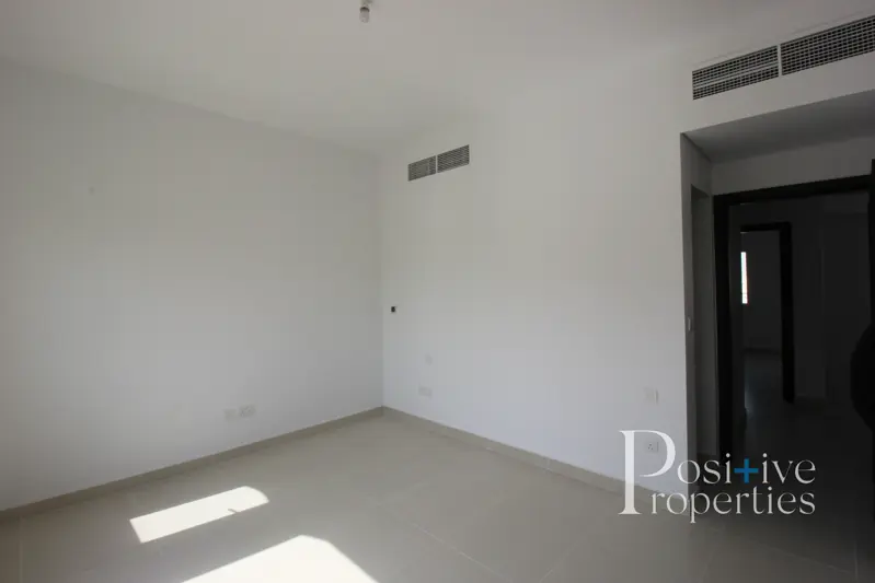 type-c-mid-unit-3-m-with-dark-interior.webp