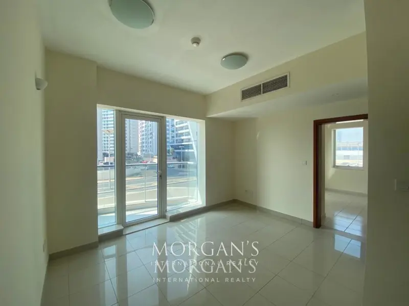 unfurnished-1br-unit-spacious-layout.webp