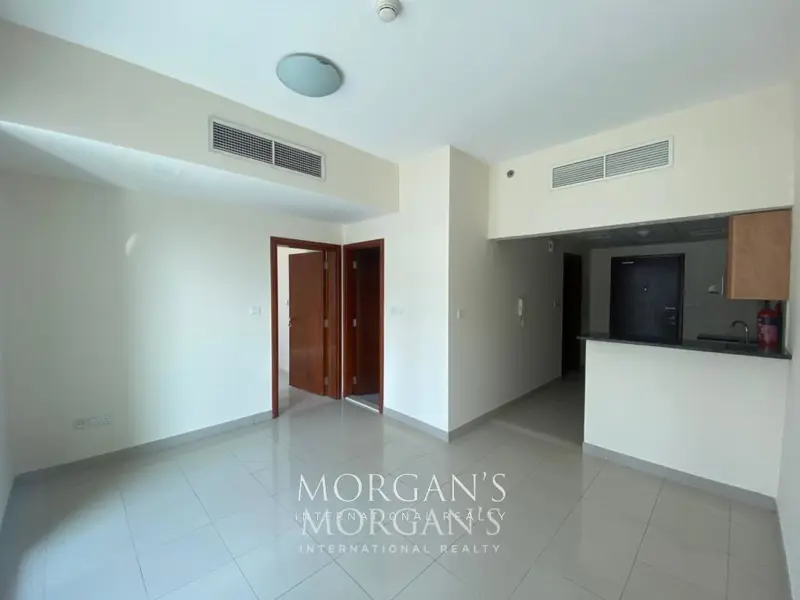 unfurnished-1br-unit-spacious-layout.webp