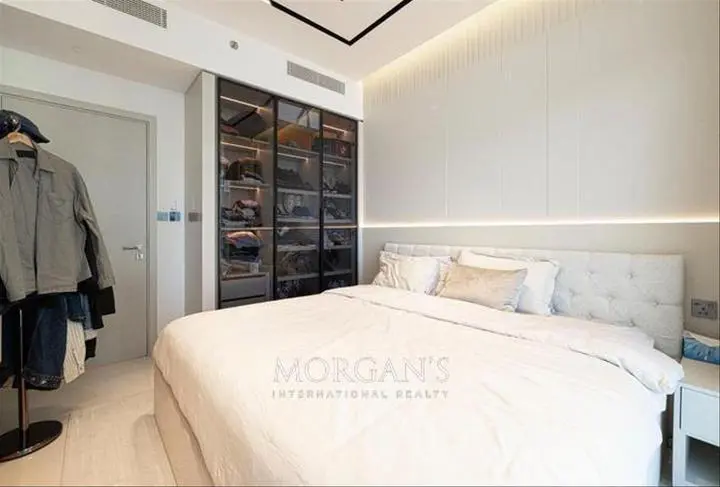 upgraded-and-fully-furnished-corner-unit.webp