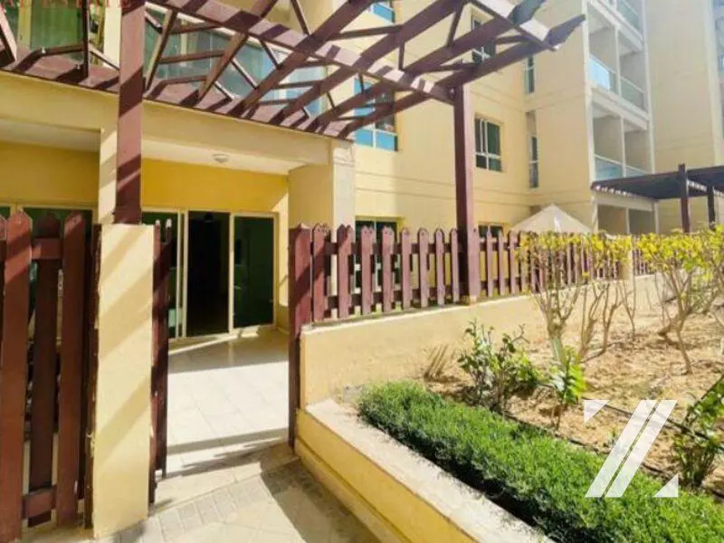 upgraded-i-courtyard-i-chiller-free.webp