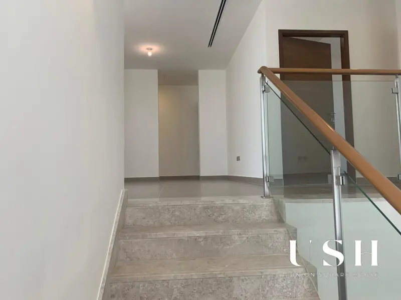 upgraded-landscape-garden-ready-to-move-in.webp