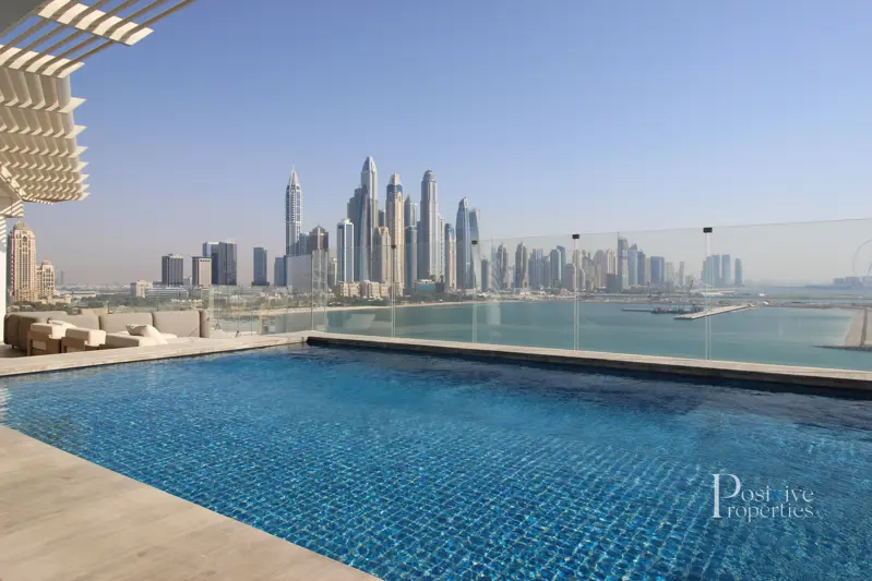 upgraded-penthouse-sea-views-pool.webp