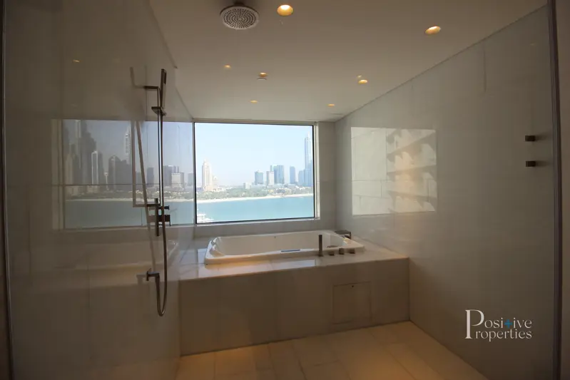 upgraded-penthouse-sea-views-pool.webp