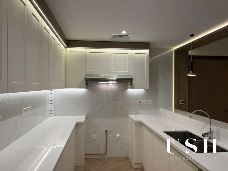 upgraded-unit-higher-floor-glow-garden-view.webp