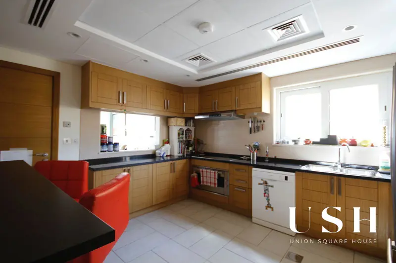 vaastu-spacious-layout-close-to-park-1.webp