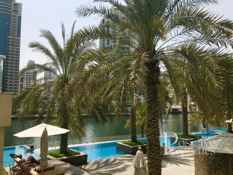 vacant-now-1br-909.01-sq-ft-furnished.webp