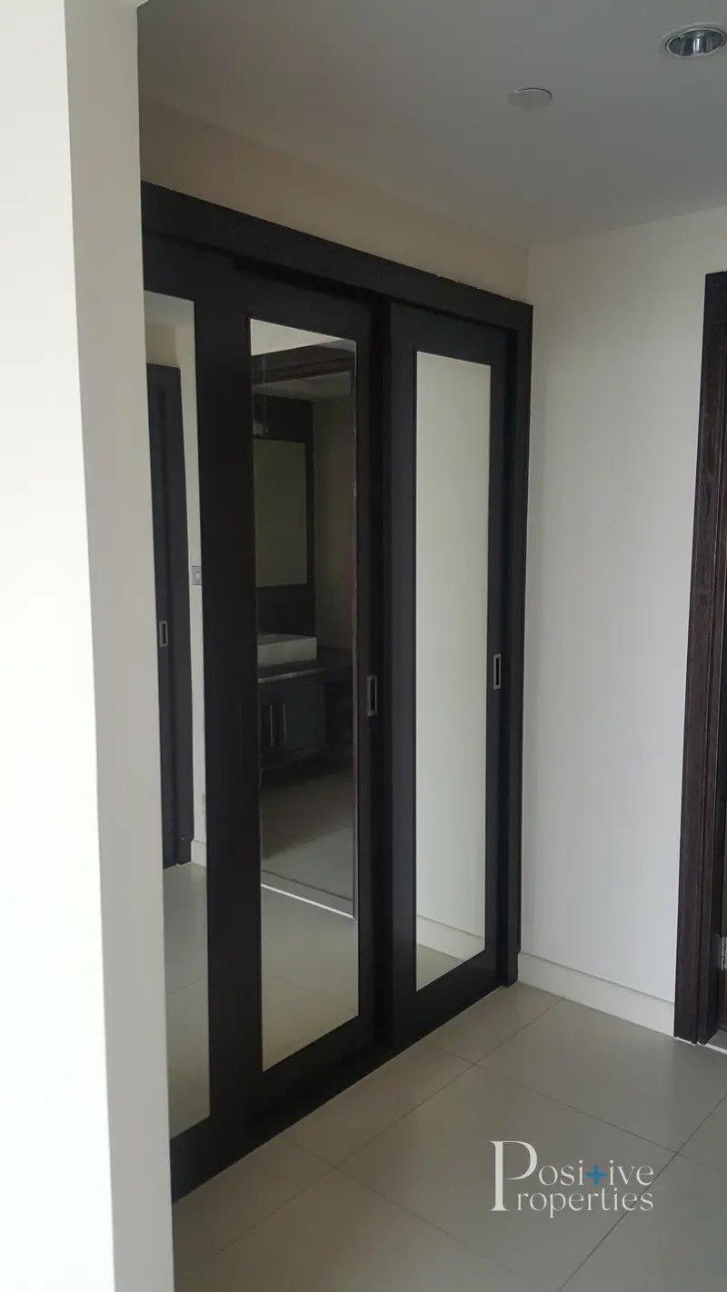 vacant-now-spacious-3-bedroom-maid.webp