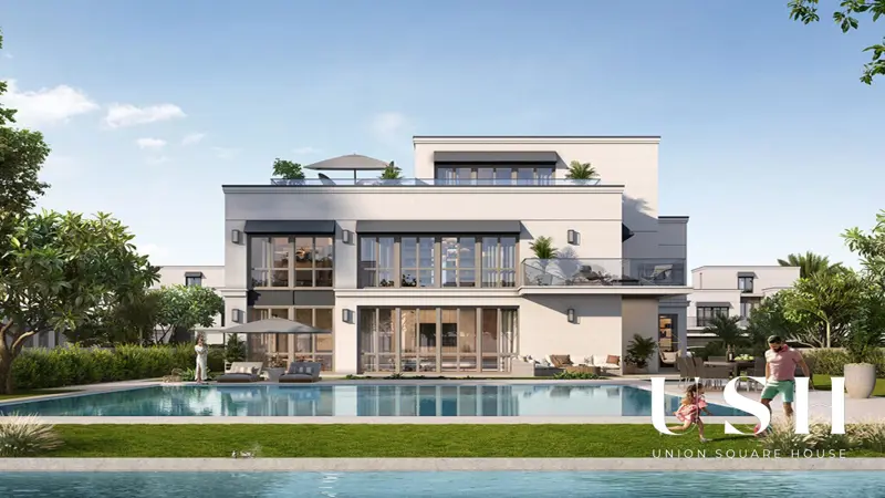 waterfront-villa-motivated-seller-on-the-park-1.webp