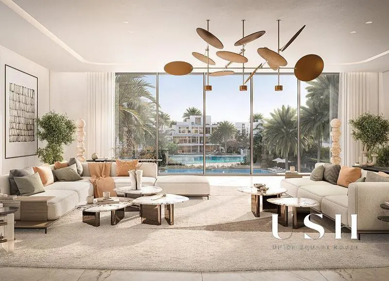 waterfront-villa-motivated-seller-on-the-park-1.webp