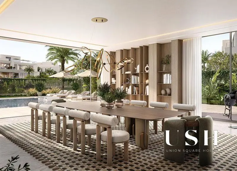 waterfront-villa-motivated-seller-on-the-park-1.webp